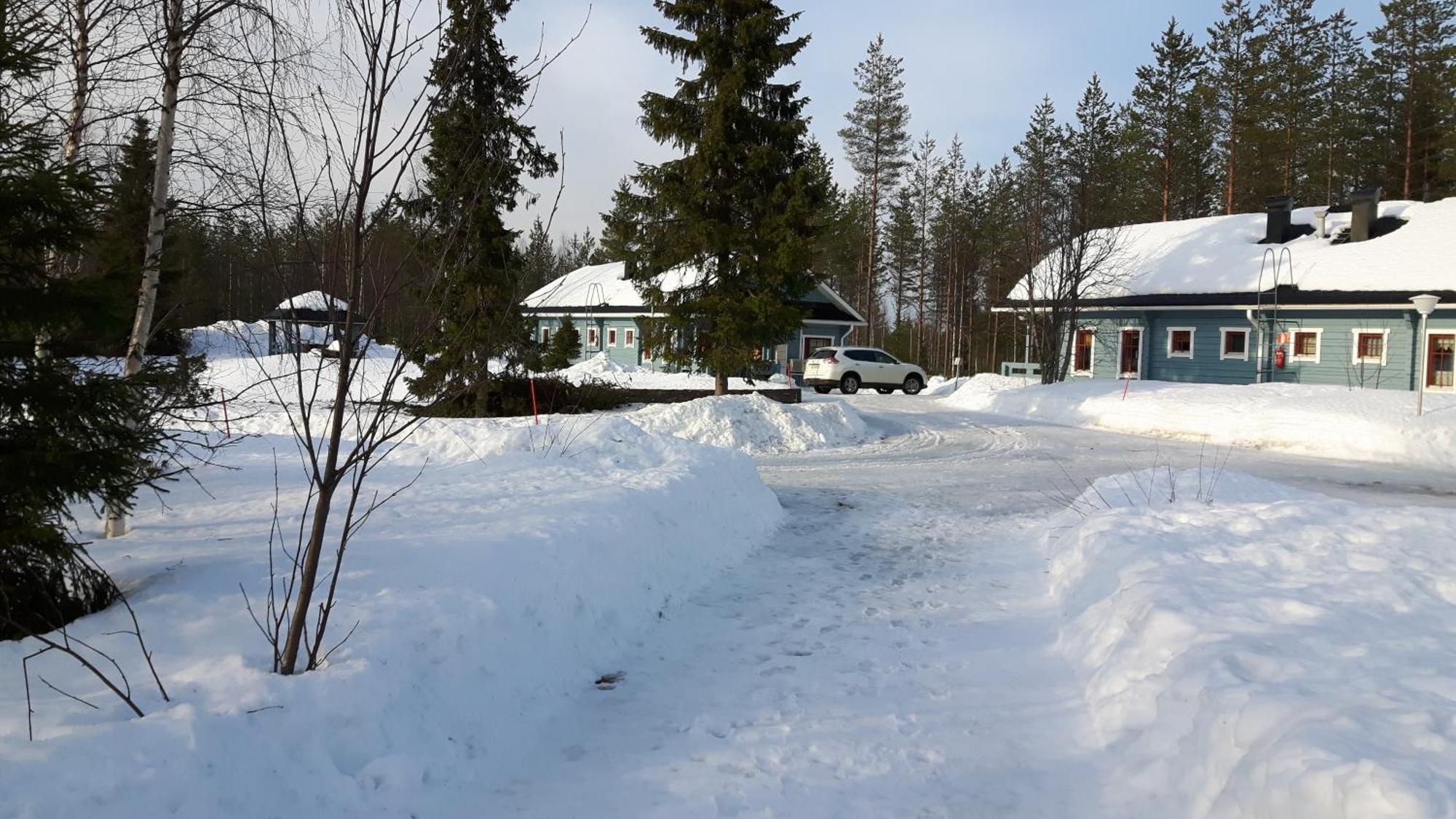 Paljakka Moekit Kotila Rum bild
